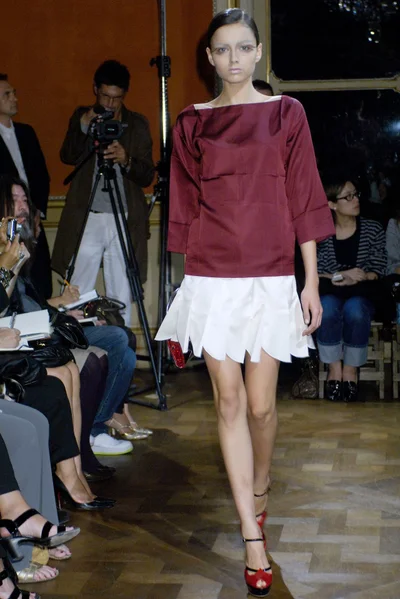 Look 11